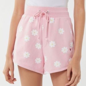 💖UO Champion Daisy Sweat Shorts💖